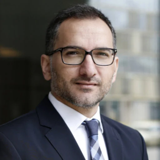 Dr. Shahram Ghanaati